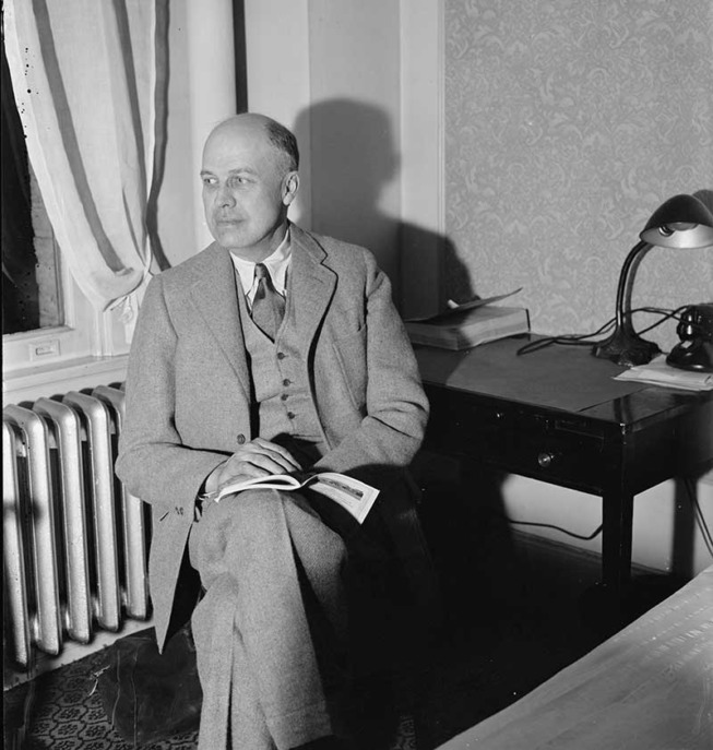 Edward Hopper, New York artist, 1937, photographie ©Harris & Ewing, photographer / Public domain (Source : Wikimedia Commons)
